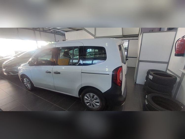 Renault Kangoo Combi 1.5 dci 95cv foto 3
